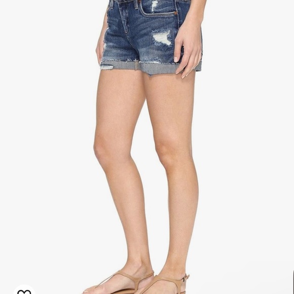 NWT BLANKNYC The Fulton Women’s Denim Distressed Cuffed Short Size 29 - Picture 3 of 6